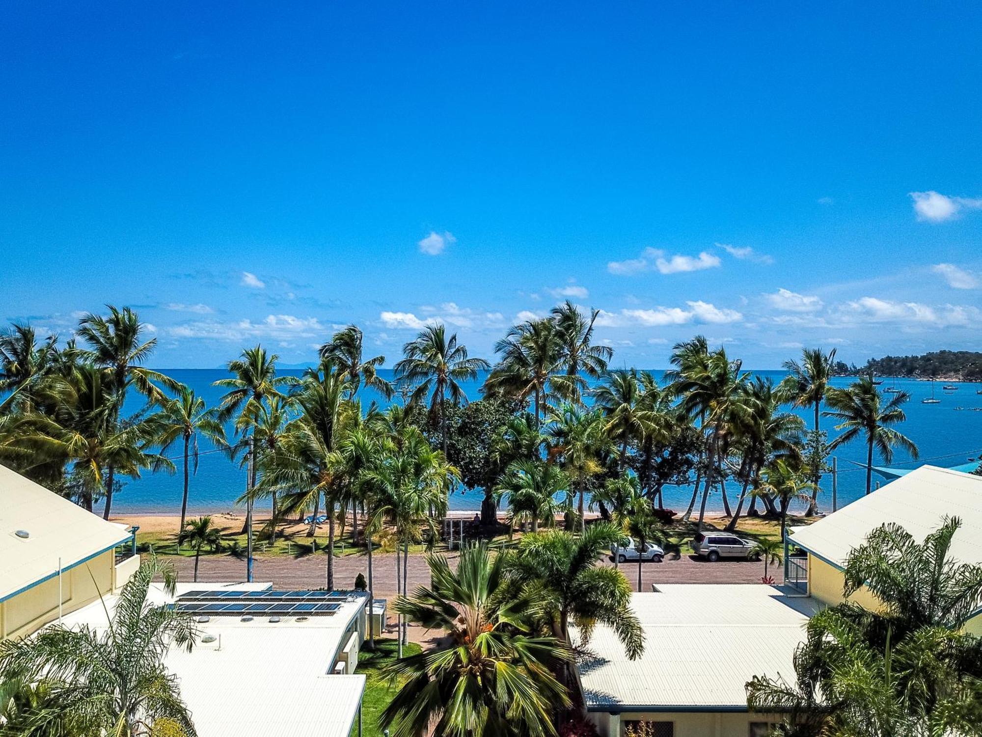 马蹄远航酒店 Horseshoe Bay 外观 照片
