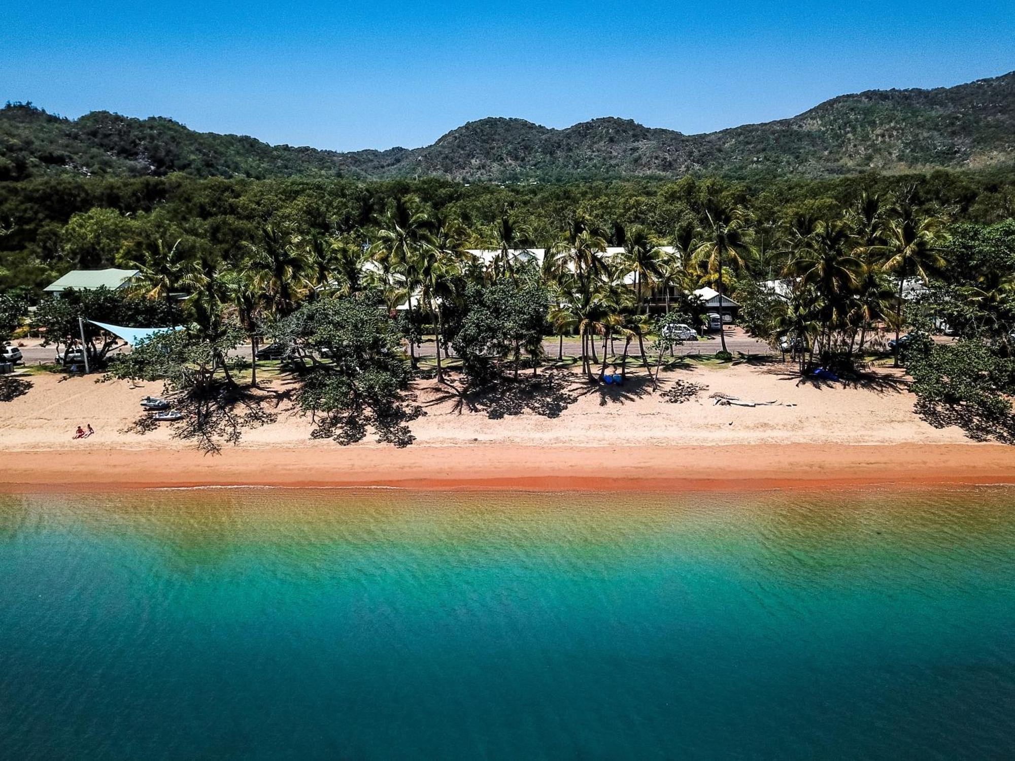 马蹄远航酒店 Horseshoe Bay 外观 照片